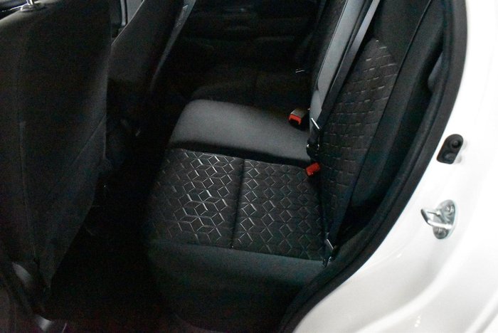 2024 Mitsubishi ASX ES