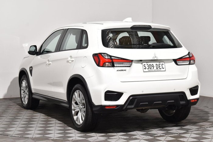 2024 Mitsubishi ASX ES