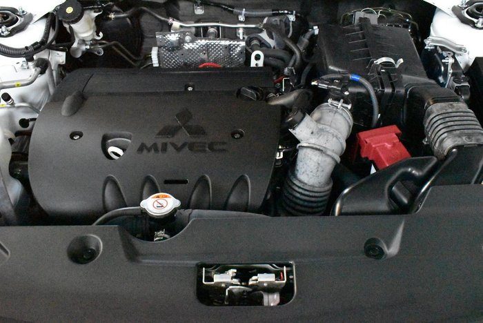 2024 Mitsubishi ASX ES