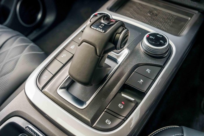 2026 GWM Tank 300 Lux Hi4-T PHEV