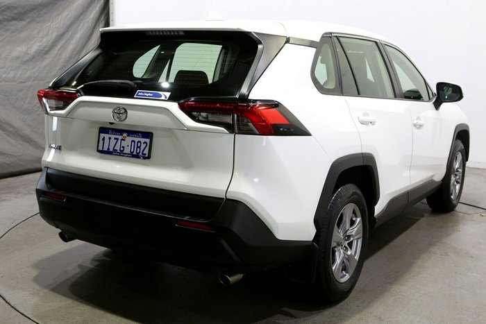 2022 Toyota RAV4 GX