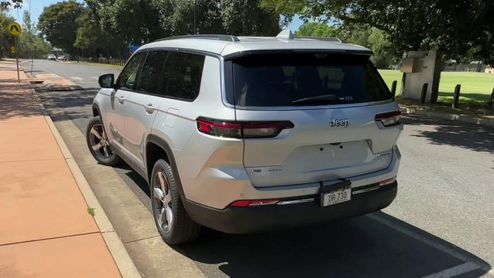 2022 Jeep Grand Cherokee L Limited
