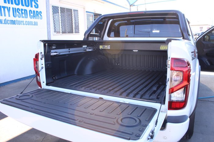 2021 Nissan Navara PRO-4X