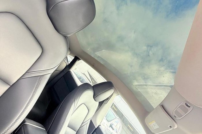 2023 Tesla Model Y Rear-Wheel Drive