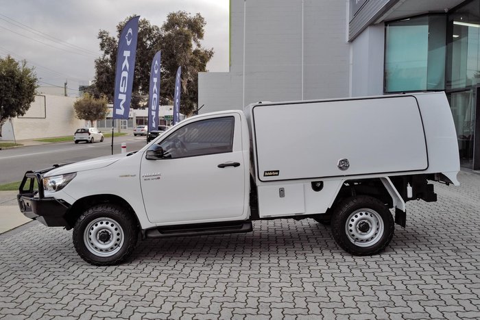 2018 Toyota Hilux SR