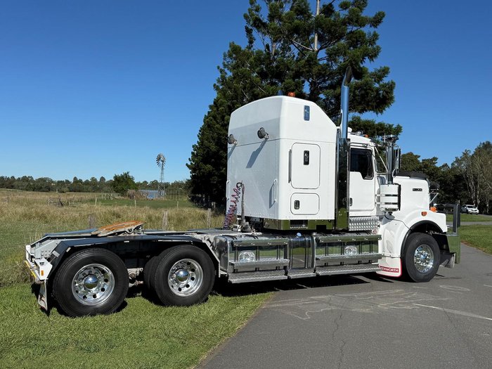 2014 Kenworth C5 Series C509 White