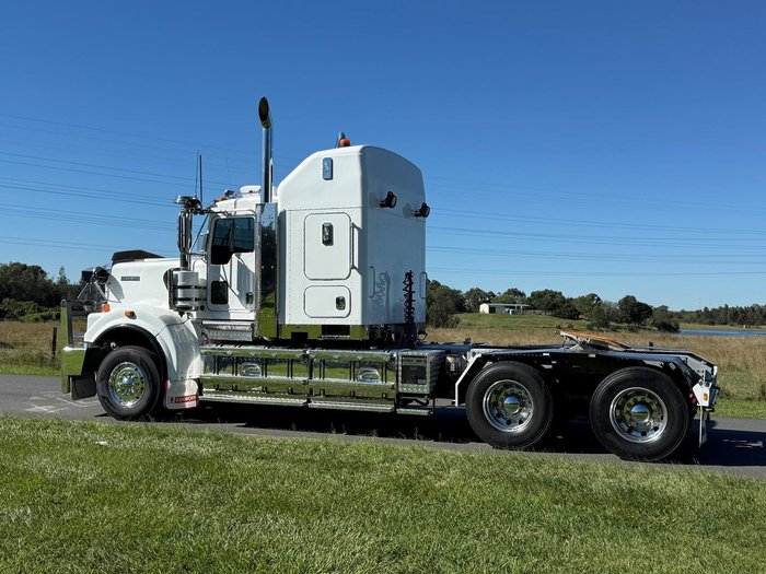 2014 Kenworth C5 Series C509 White