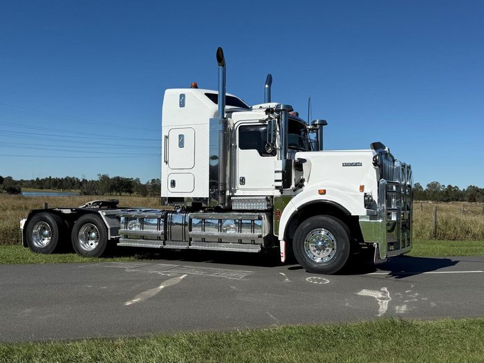 2014 Kenworth C5 Series C509 White