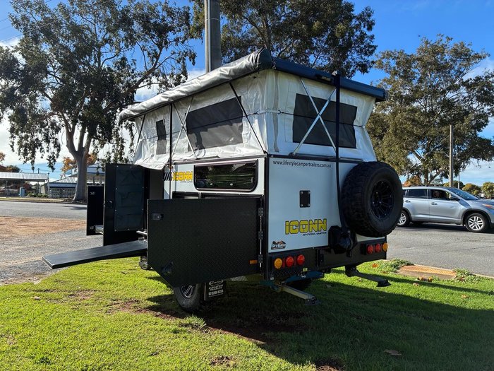 2019 Lifestyle Campers Iconn