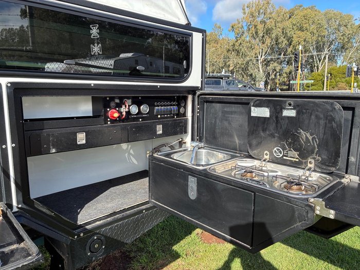2019 Lifestyle Campers Iconn