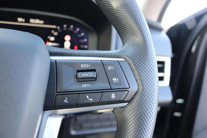 2025 Mitsubishi Outlander ES
