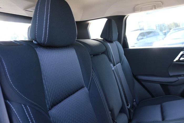 2025 Mitsubishi Outlander ES