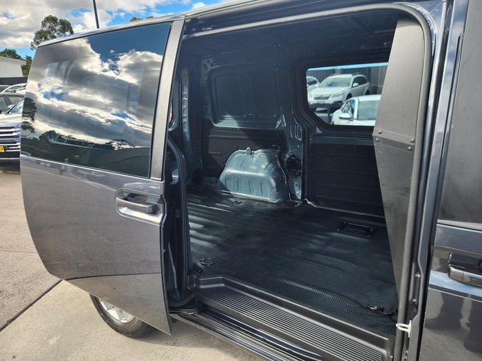 2023 Hyundai STARIA LOAD Premium