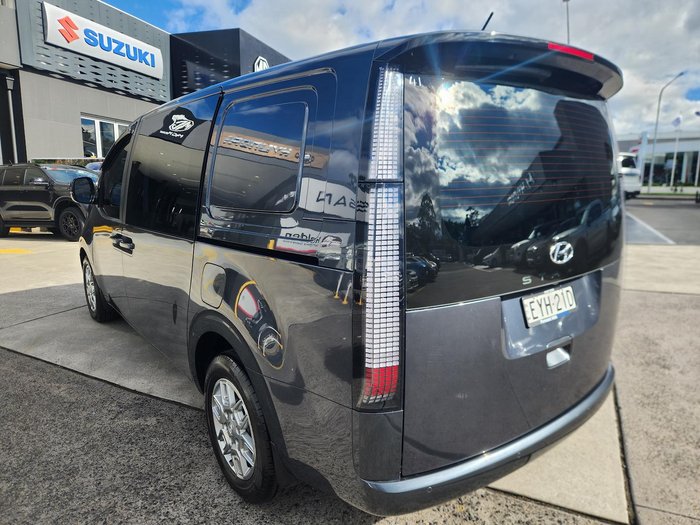 2023 Hyundai STARIA LOAD Premium