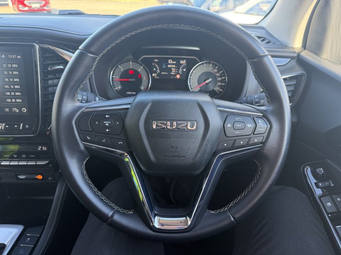 2023 Isuzu MU-X