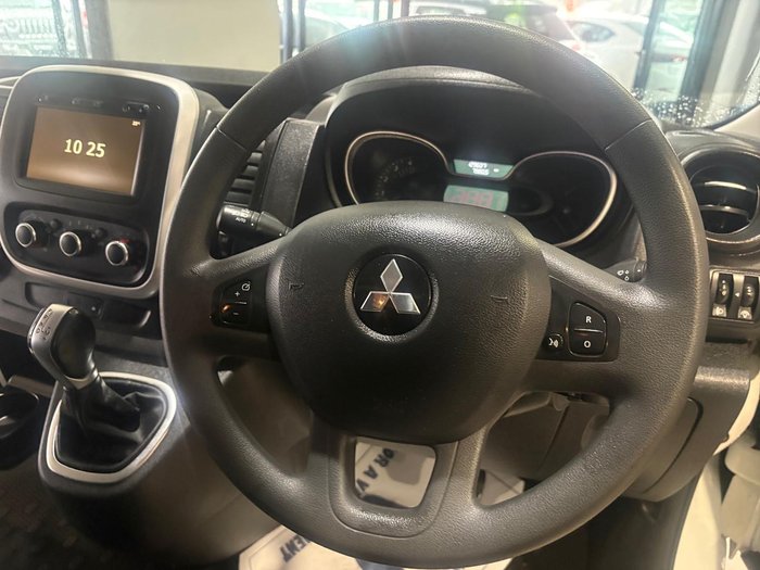 2021 Mitsubishi Express GLX