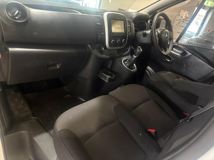 2021 Mitsubishi Express GLX