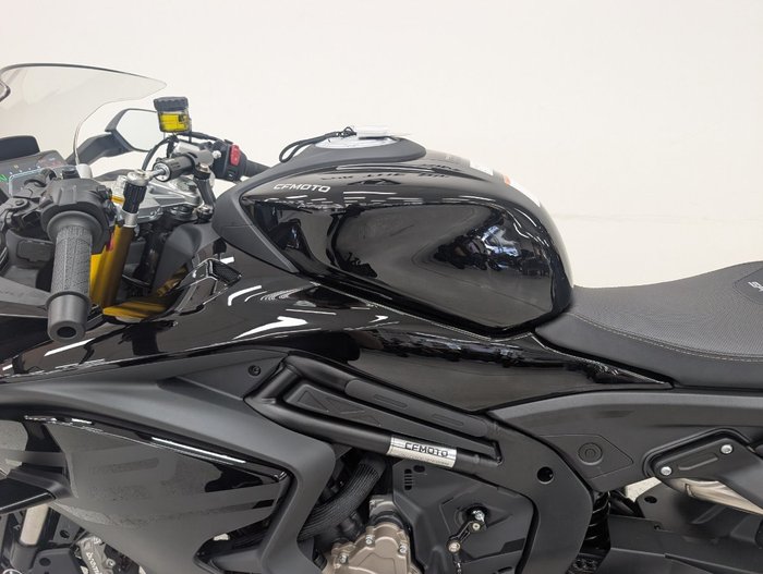 2026 CFMOTO 750SR-S Sports Black