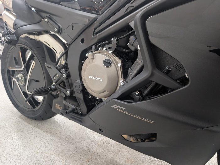 2026 CFMOTO 750SR-S Sports Black