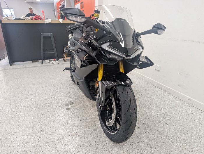 2026 CFMOTO 750SR-S Sports Black