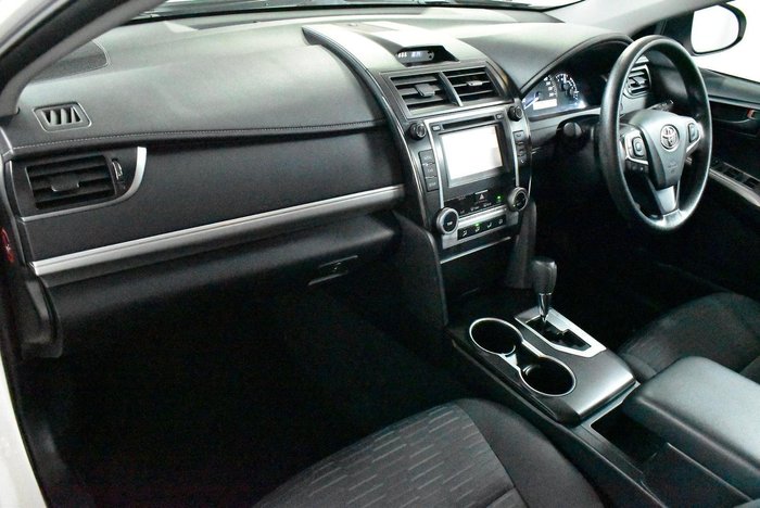 2016 Toyota Camry Altise