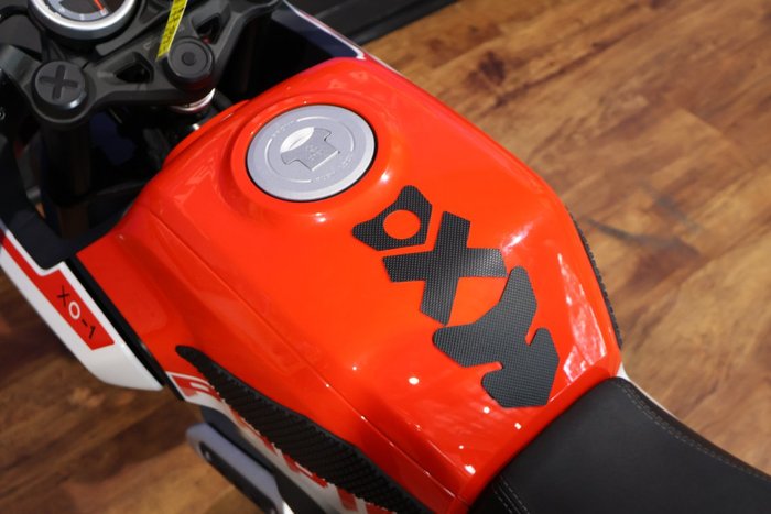 2023 CFMOTO XO PAPIO RACER White