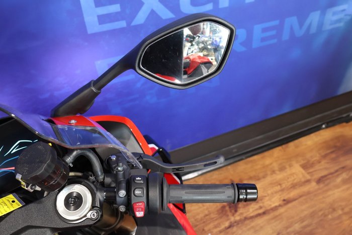 2024 BMW Motorrad S 1000 RR SPORT Red