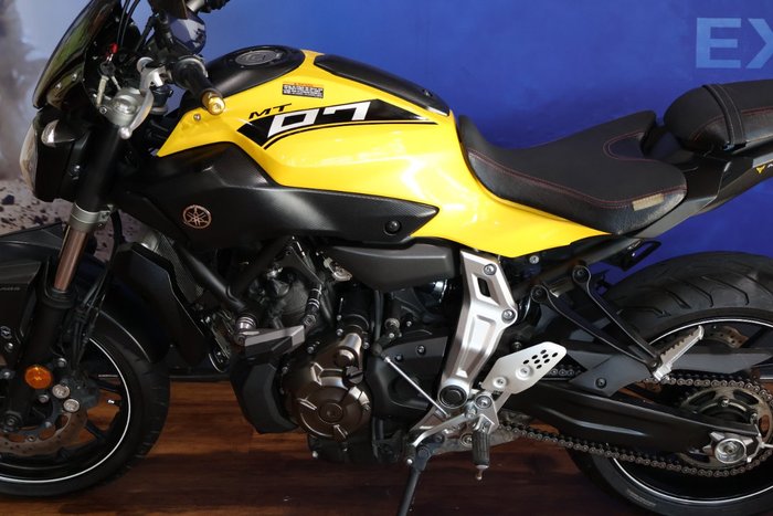 2015 Yamaha MT-07 LA Yellow