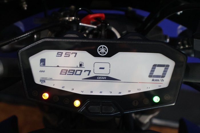 2015 Yamaha MT-07 LA Yellow