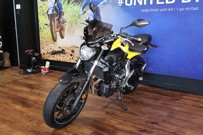 2015 Yamaha MT-07 LA Yellow