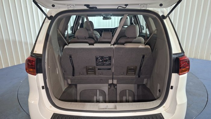 2019 Kia Carnival S