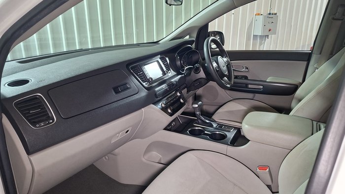 2019 Kia Carnival S