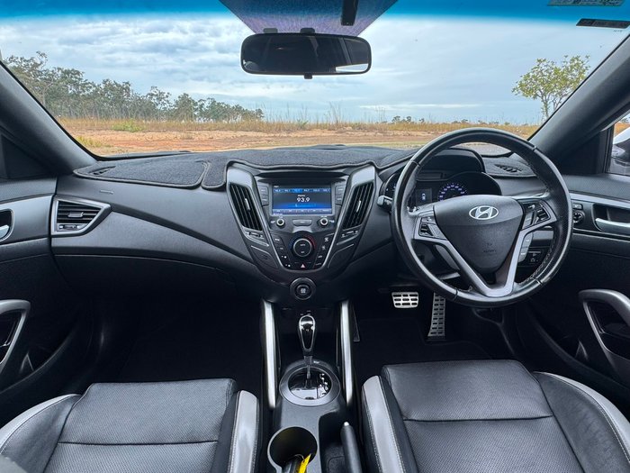 2016 Hyundai Veloster SR Turbo