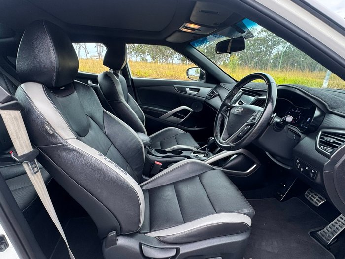 2016 Hyundai Veloster SR Turbo