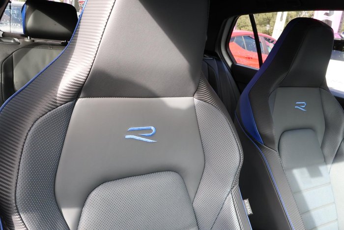 2023 Volkswagen Golf R
