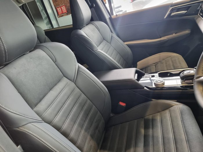 2025 Mitsubishi Outlander LS