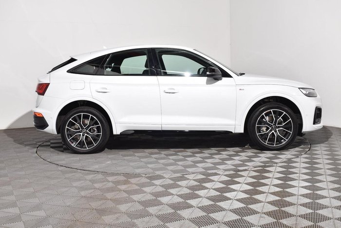 2022 Audi Q5 45 TFSI S line