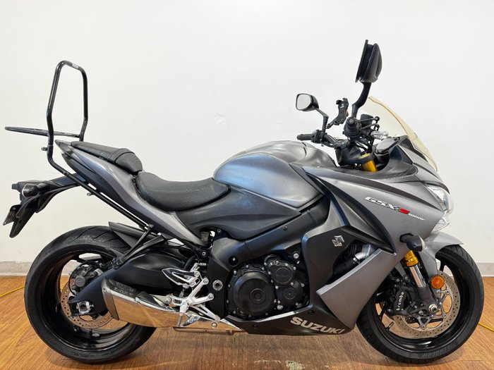 2015 Suzuki GSX-S1000 GREY