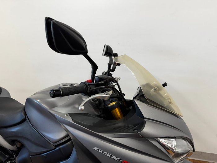 2015 Suzuki GSX-S1000 GREY
