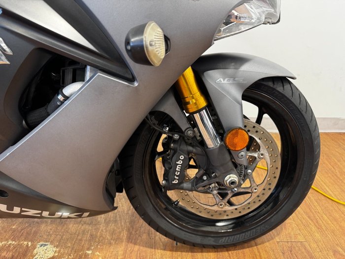 2015 Suzuki GSX-S1000 GREY