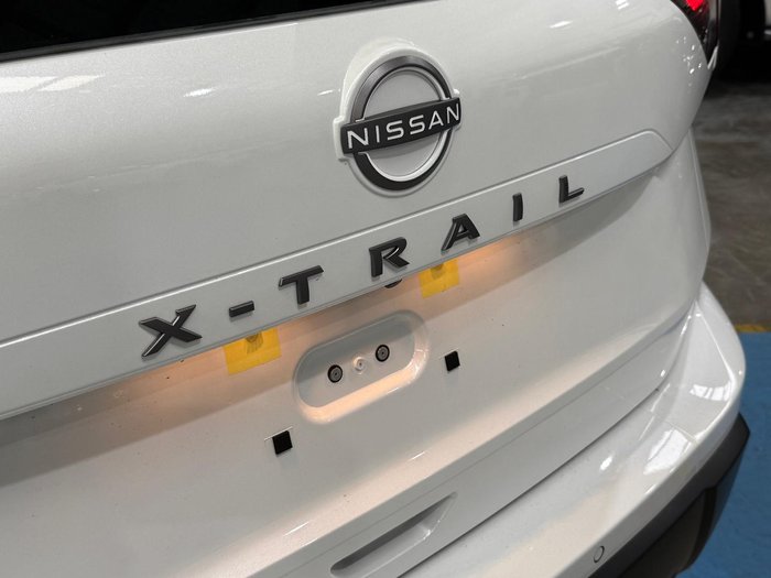2026 Nissan X-TRAIL ST