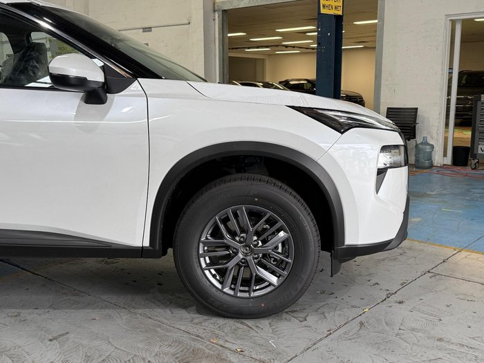 2026 Nissan X-TRAIL ST
