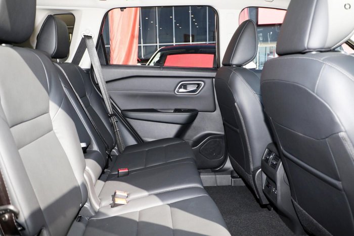 2026 Nissan X-TRAIL Ti