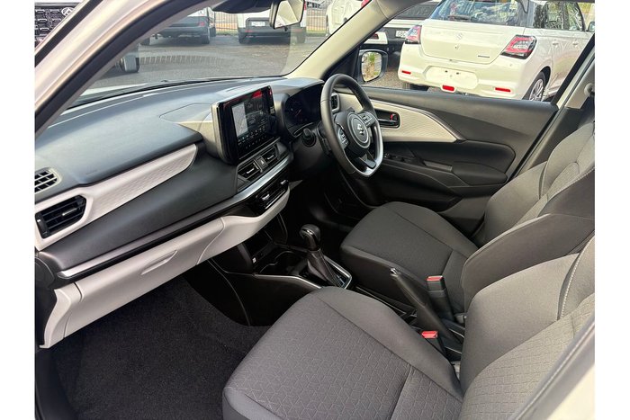 2026 Suzuki Swift Hybrid GLX