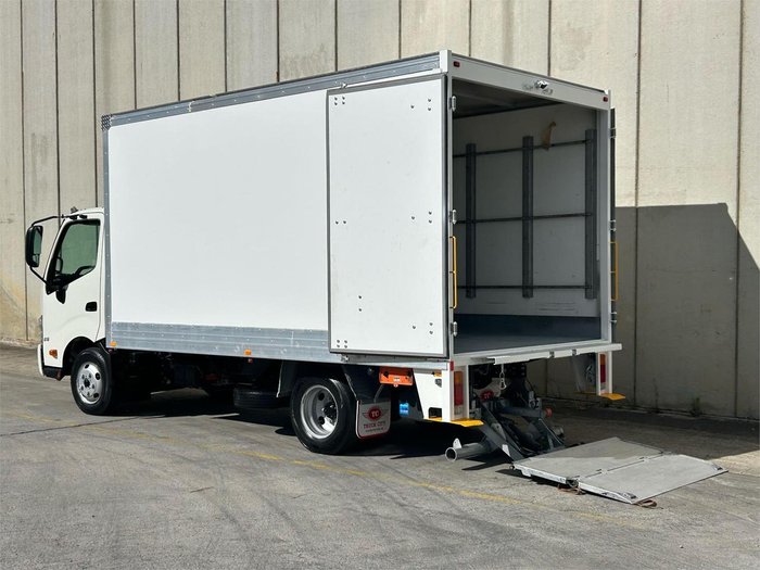 2022 Hino 300 Series 616