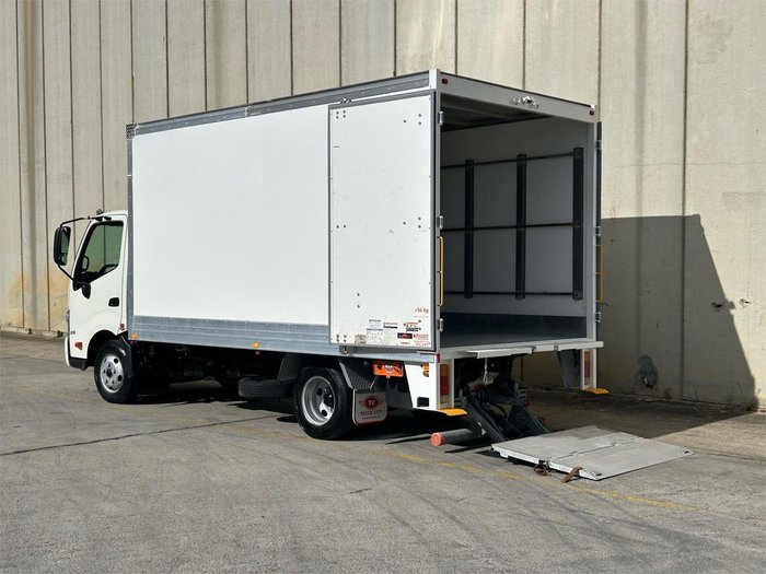 2022 Hino 300 Series 616