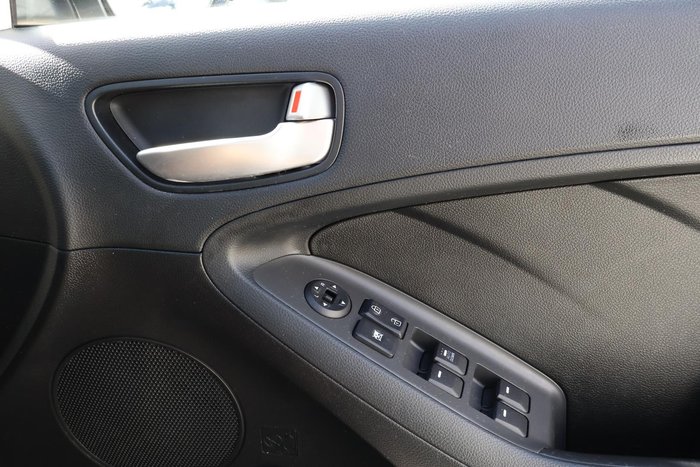 2016 Kia Cerato S