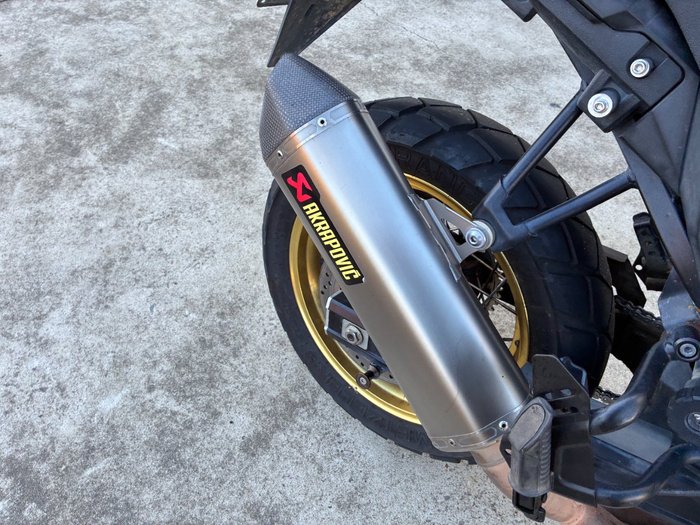 2018 Suzuki V-STROM 650 (DL650A) Yellow