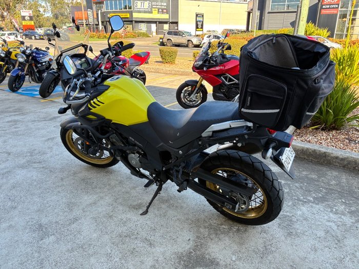 2018 Suzuki V-STROM 650 (DL650A) Yellow