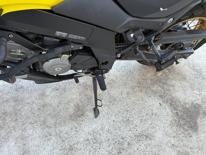 2018 Suzuki V-STROM 650 (DL650A) Yellow